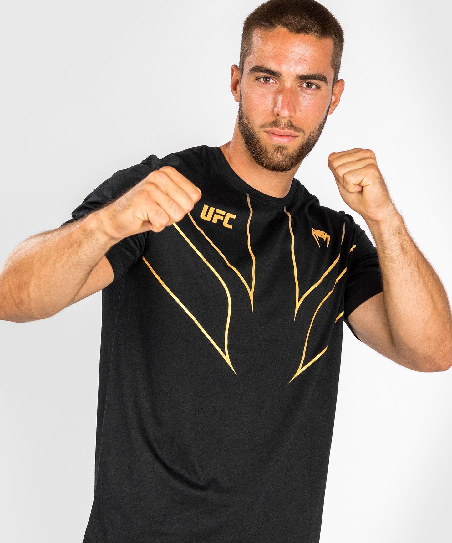 Venum Fight Night 2.0 Replica UFC Männer T-Shirt - - - - - - - - -. Champion