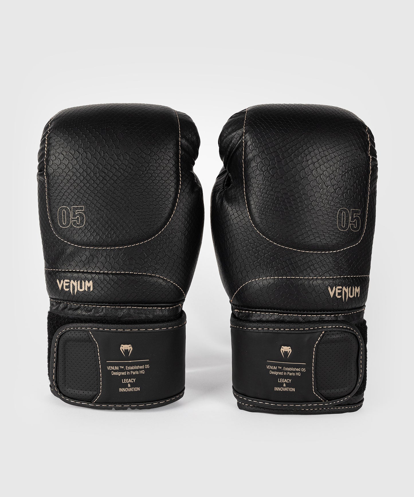 Venum Impact Evo Scales Boxhandschuhe – Schwarz