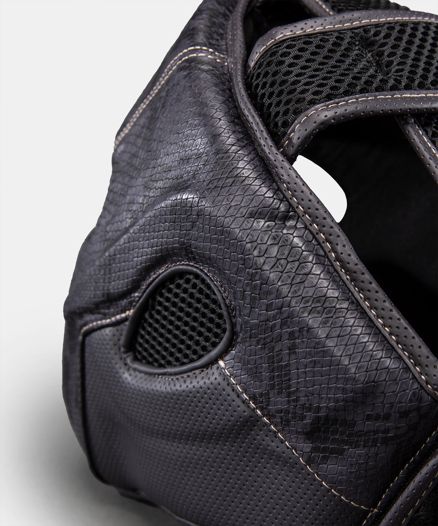 Venum Impact Evo Scales Kopfschutz – Dunkellila
