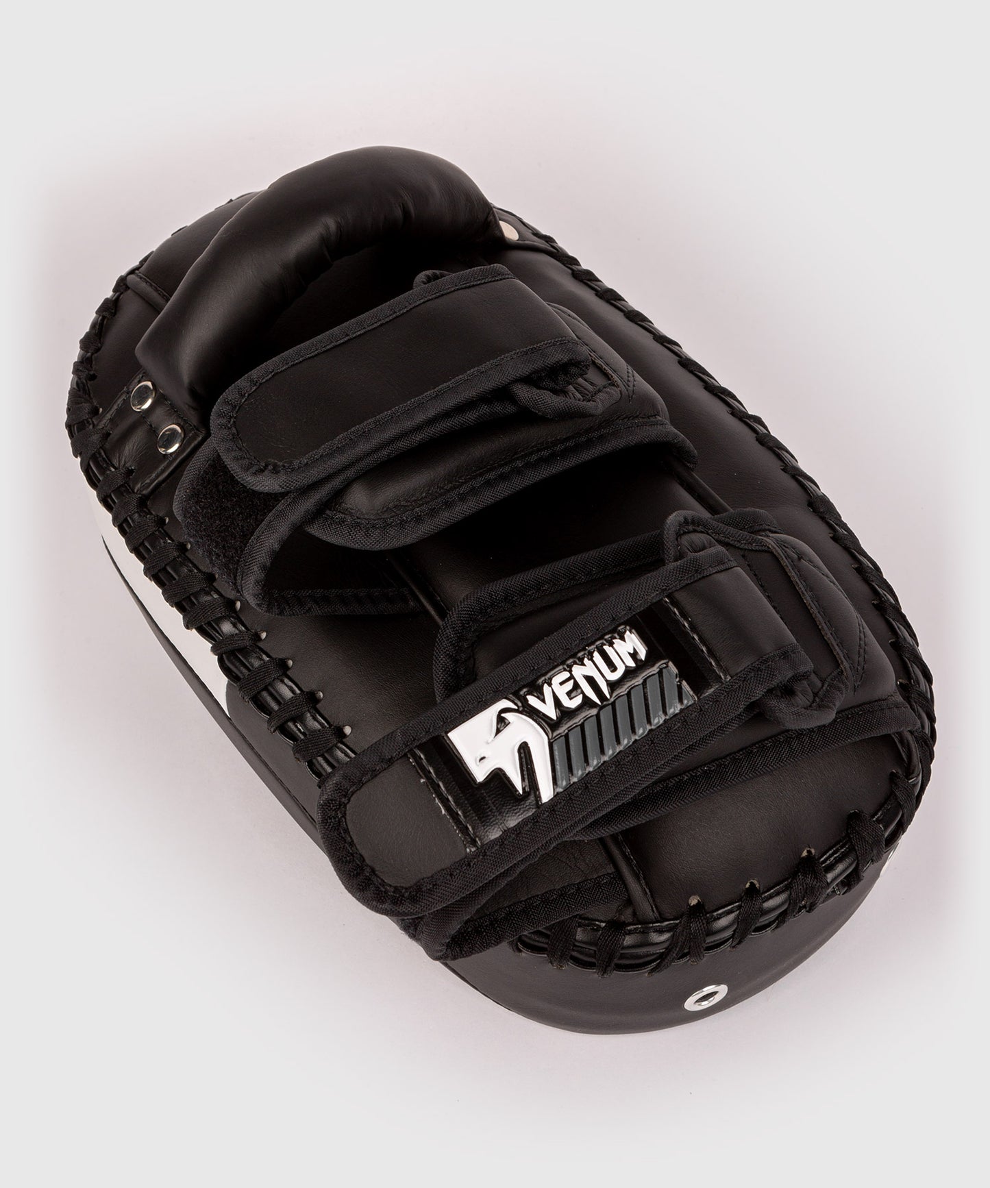 Venum Light Kick Pads - Negro/Blanco