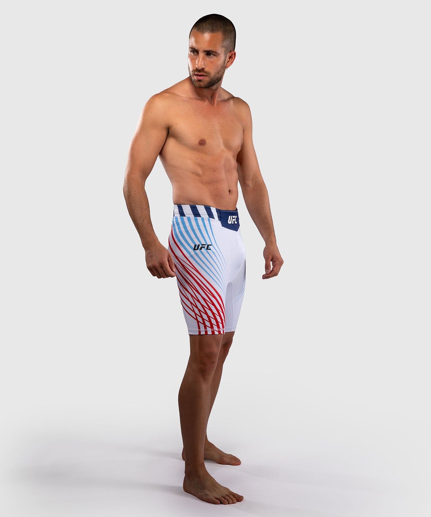 Official UFC Freedom 250 by Venum Authentic Fight Night Vale Tudo Shorts für Herren - Weiß