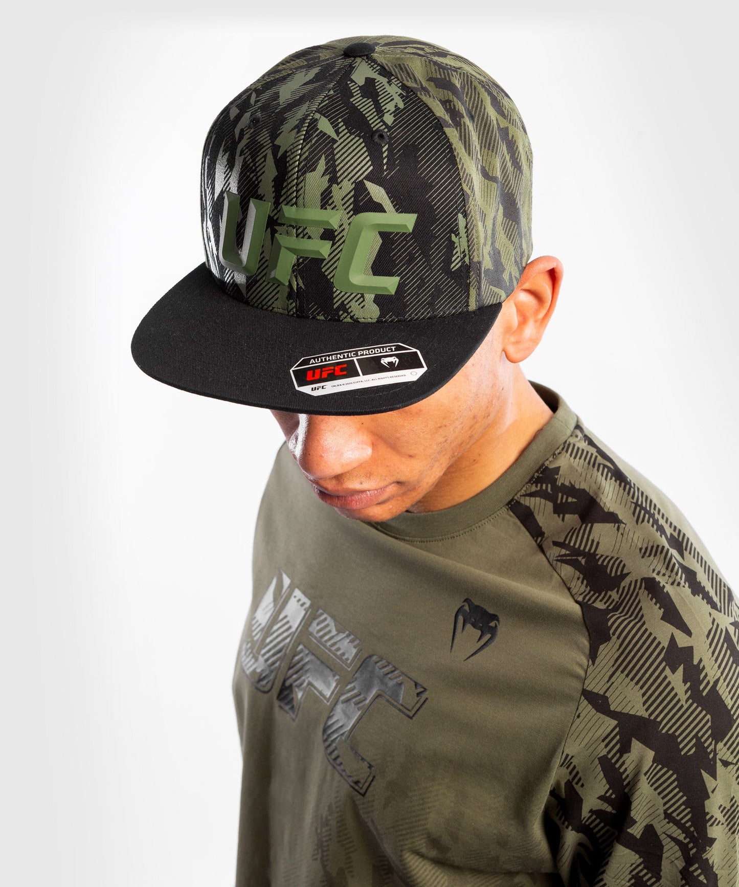 UFC Men's Long Sleeve T-Shirt Venum Authentic Fight Week - Khaki
